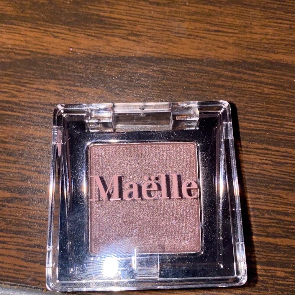 Eyeshadow